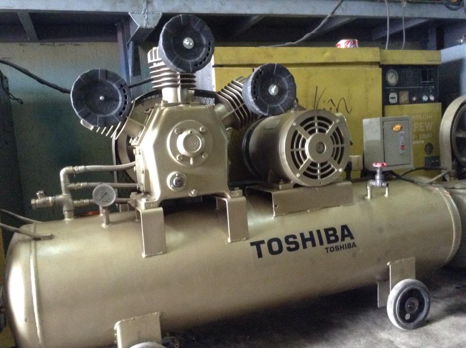 Máy nén khí Toshiba 5,5 kw